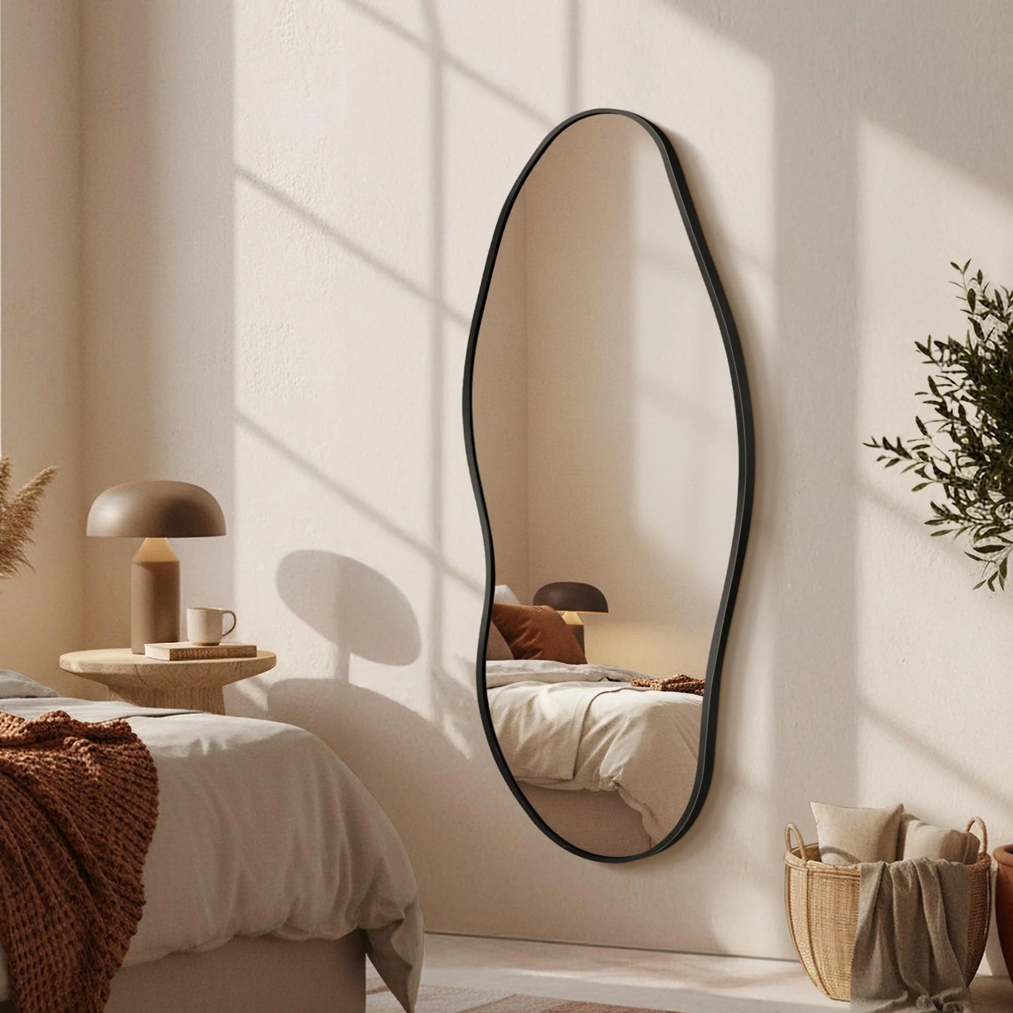 Dorlicecass Irregular Wall Mirror - Wall Mirrors Decorative 22"x 36" Asymmetrical Abstract Mirror Aviation Aluminum Alloy Frame Unique for Bathroom, Bedroom, Living Room, Cloakroom, Entryway Gold